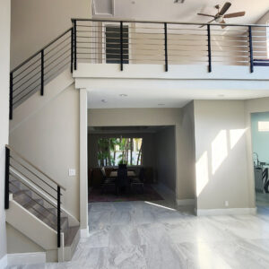 black-top-silver-railing